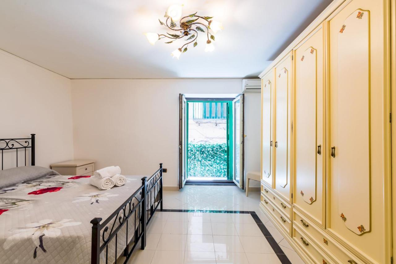 Qs1 - Indipendent Flat In Center Apartment Napoli Exterior foto